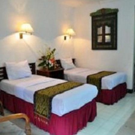 Hotel Tanjung Emas Surabaya Bagian luar foto